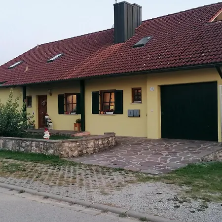 Komfort Feriendomizil Jakobi شقة *